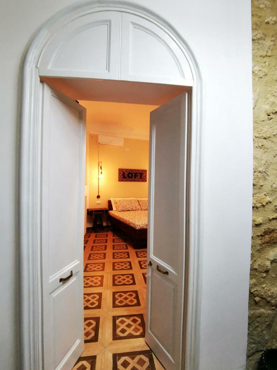 Suite Inn Centro Dimora Storica Enna Exterior foto