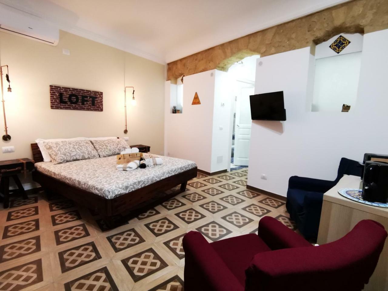 Suite Inn Centro Dimora Storica Enna Exterior foto